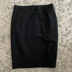 J. Crew pencil skirt in black - never worn size 0